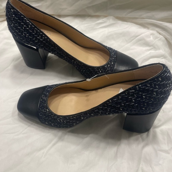 New classy Franco Sarto heels SZ 10
NWO tags - Picture 3 of 8